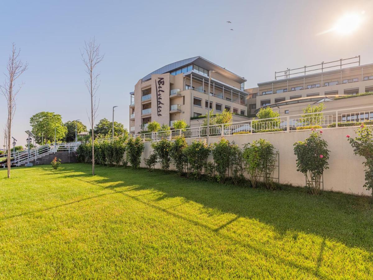 New Belvedere Mangalia Bagian luar foto