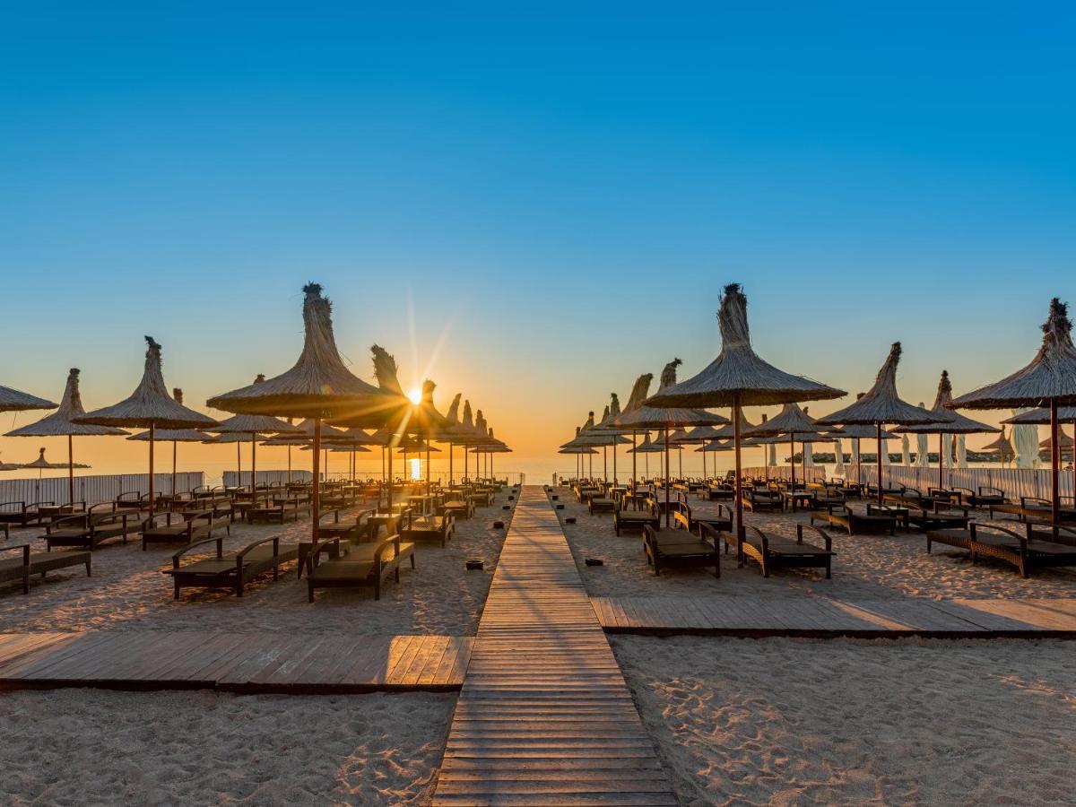New Belvedere Mangalia Bagian luar foto