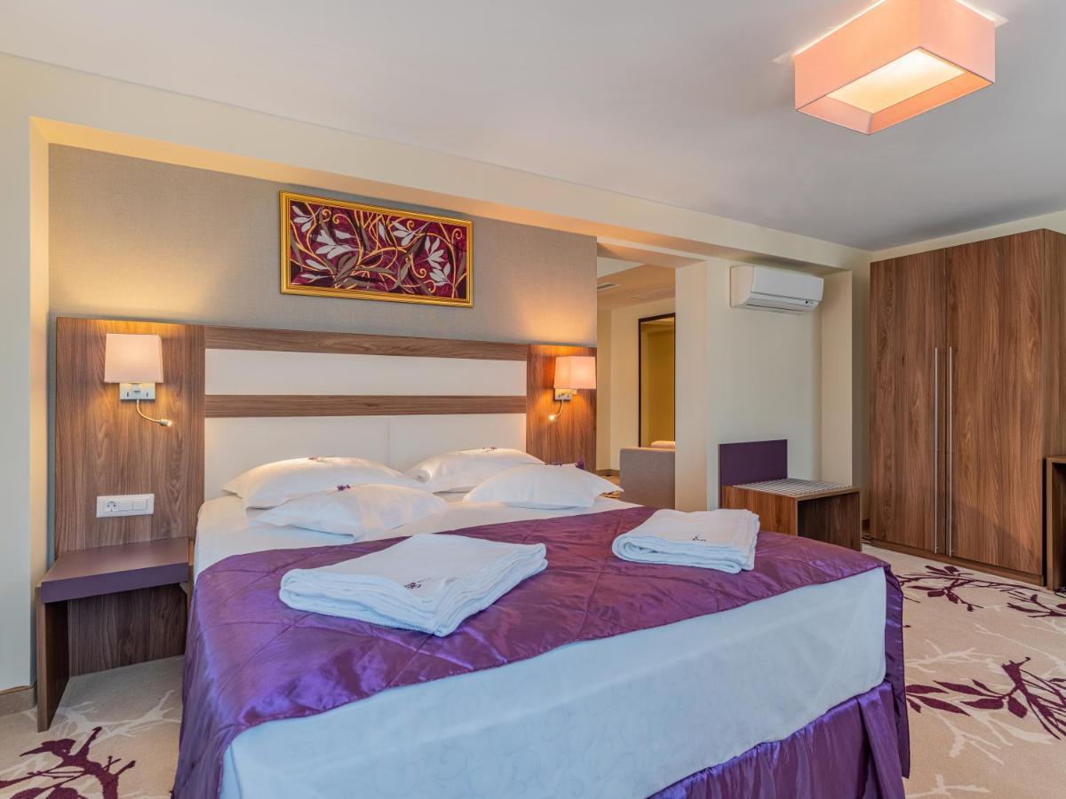 New Belvedere Mangalia Bagian luar foto