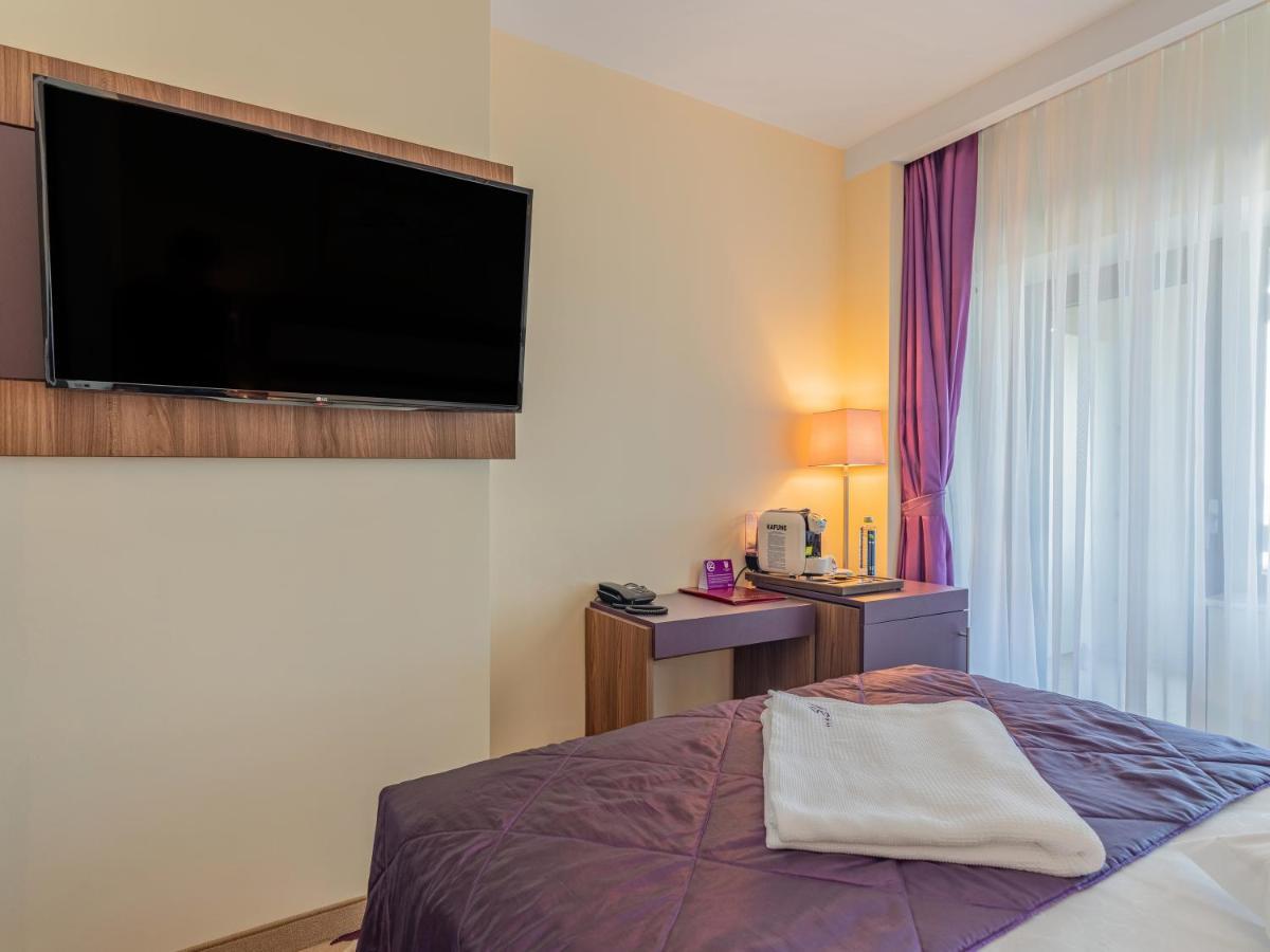 New Belvedere Mangalia Bagian luar foto